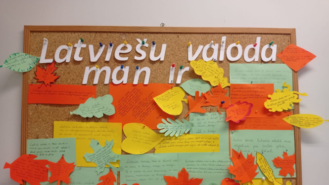 15. oktobrī MIKC Latgales Mūzikas un mākslas vidusskolā (LMMV) tika atzīmēta Valsts valodas diena. ​Lai veicinātu piederības sajūtu un radoši atklātu latviešu valodas nozīmi, skolā norisinājās akcija, aicinot audzēkņus turpināt teikumu: “Latviešu valoda man ir…” ​Akcijā ar lielu atsaucību piedalījās visu kursu audzēkņi, atklājot savas personīgās attiecības ar valodu.