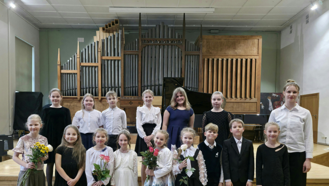 "Klavierskaņu pavasaris" 