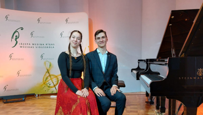 Konkurss "Melns un balts"