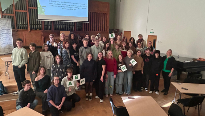 Vides viktorīna: Zināšanas par atkritumu šķirošanu un ilgtspēju Karjeras nedēļas ietvaros