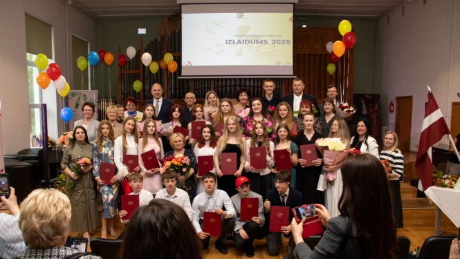 Izlaidums bērnu mūzikas skolā