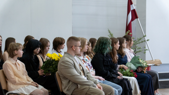 Izlaidums bērnu mākslas skolā 2025