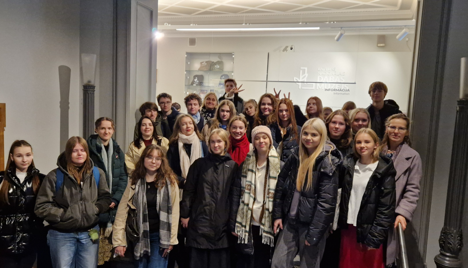 MIKC LMMV jaunieši pēta Latvijas ģeoloģiju un vulkānus