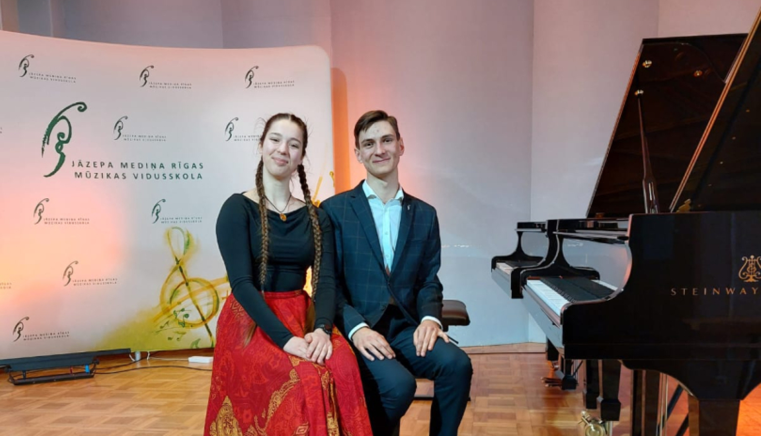 Konkurss "Melns un balts"