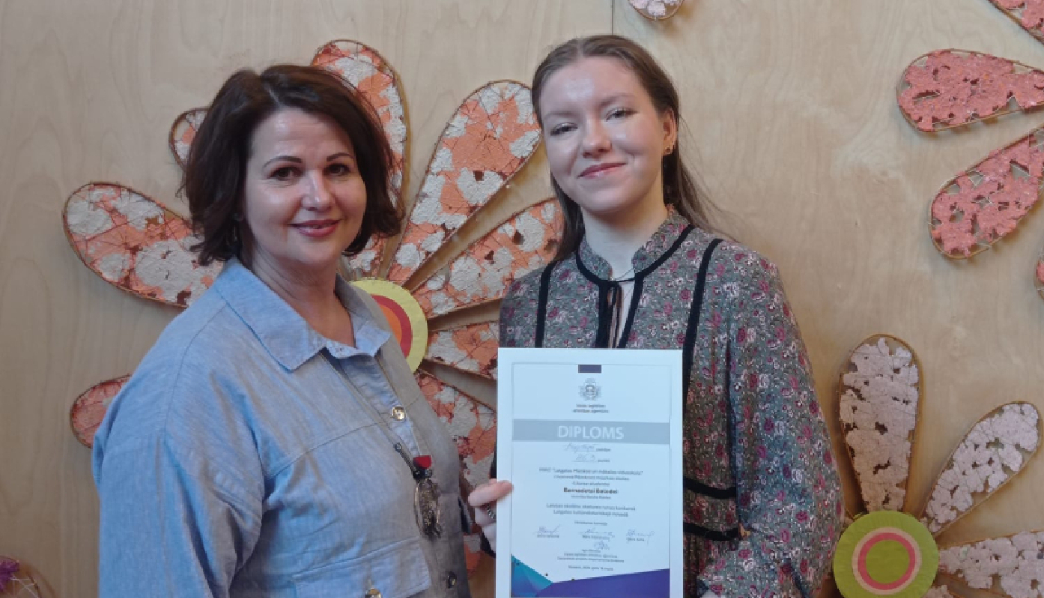 Sasniegumi skatuves runas konkursā