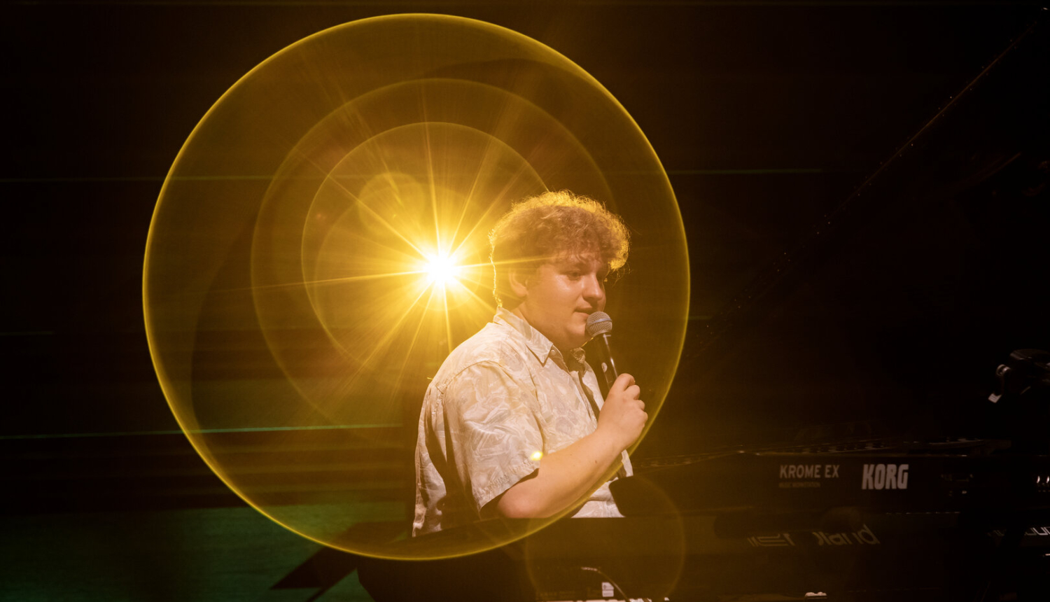 Skatuve jaunajiem 2024