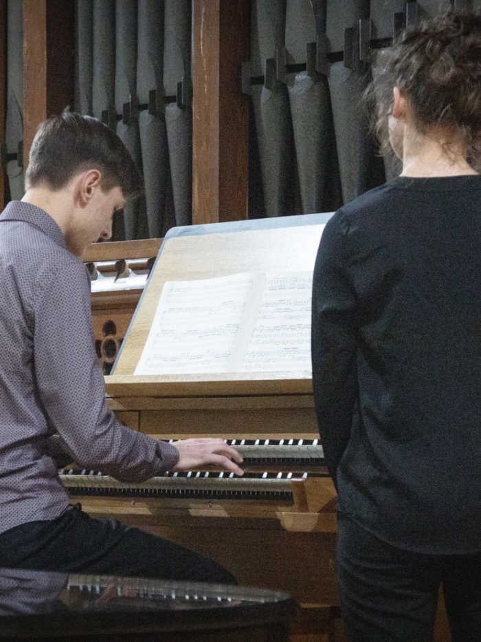 IP Taustiņinstrumentu spēle