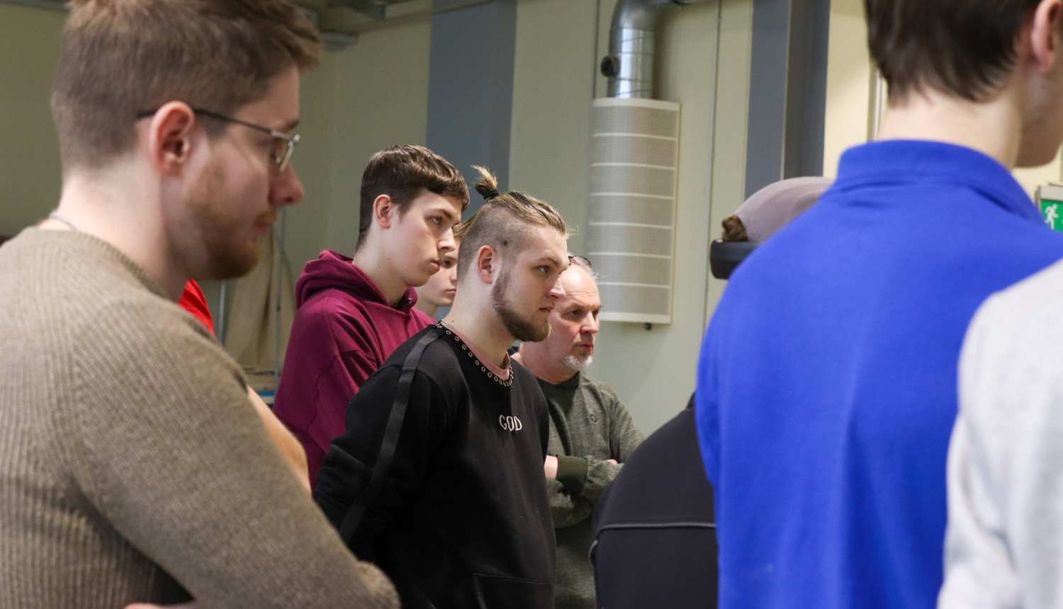 SkillsLatvia 2025 pusfināls konkursā "Mēbeļu izgatavošana" | foto Vidzemes Tehnoloģiju un dizaina tehnikums.
